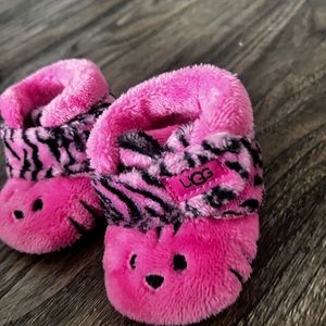 Perfect condition baby uggs